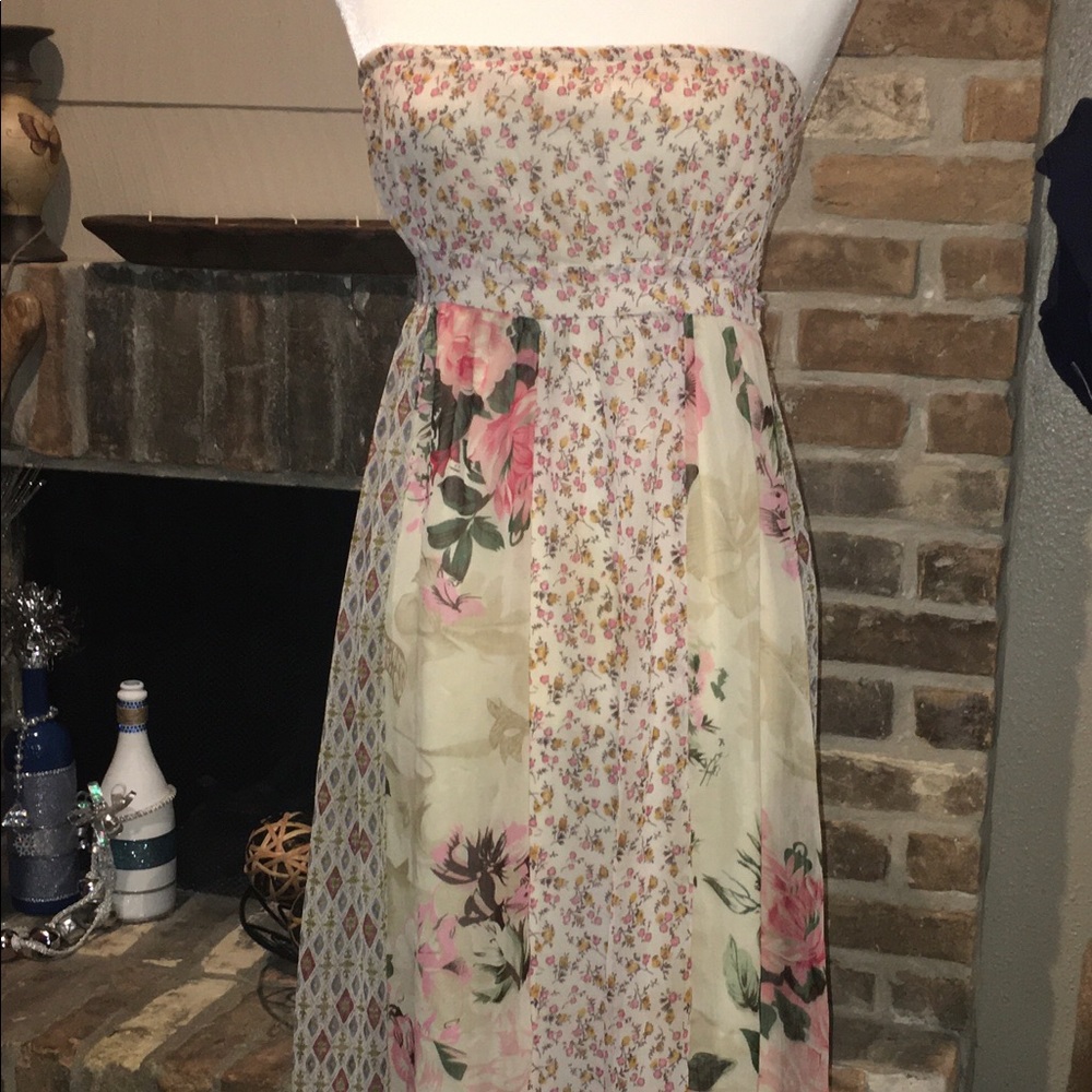 Long pink floral strapless dress